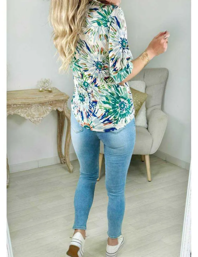 blouse_col_boutonn_motifs_1.webp My Look Féminin blouse col boutonné motifs verts Clearance