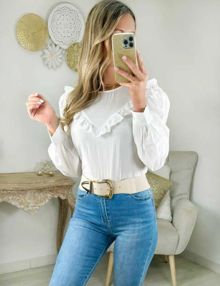 blouse_fluide_blanche_bus_1.webp My Look Féminin blouse fluide blanche buste volant brodé Fashion