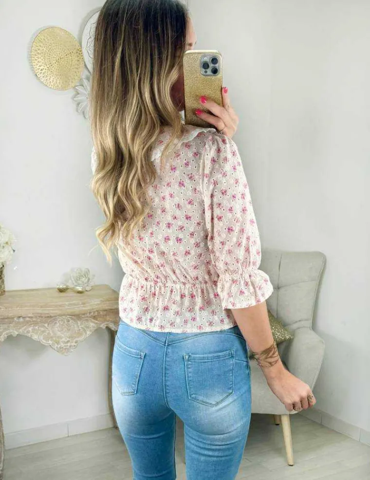blouse_rose_pale_et_fleur_2.webp My Look Féminin blouse rose pale et fleurie col claudine New