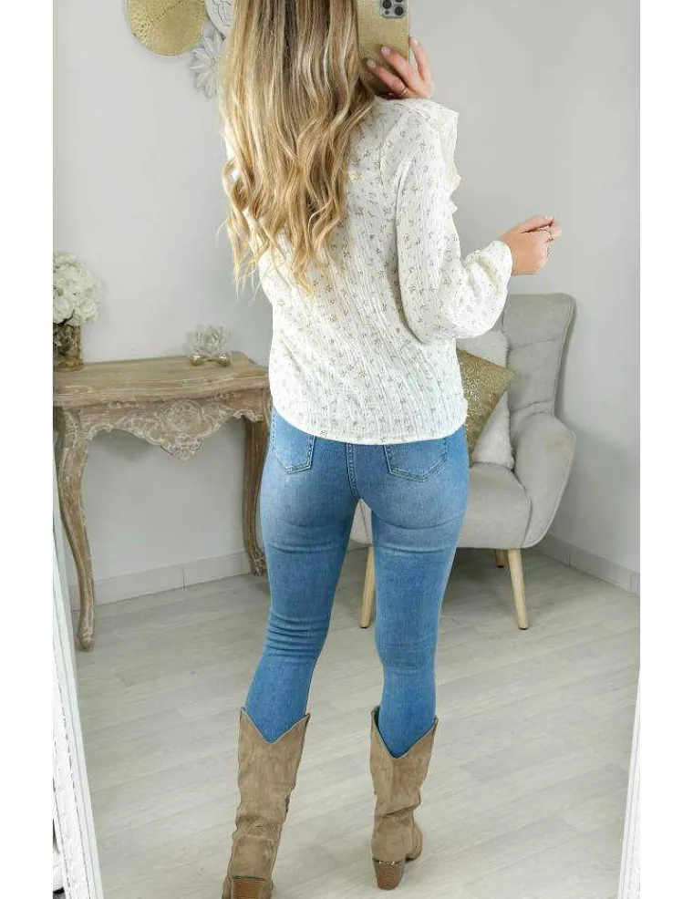 chemisier_en_gaze_de_coto_3.webp My Look Féminin chemisier en gaze de coton beige & fleuri Discount