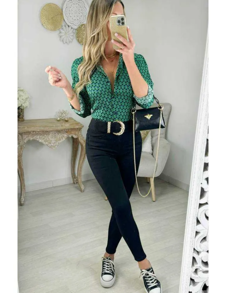 chemisier_satin_motifs_ve_1.webp My Look Féminin chemisier satiné motifs verts Discount