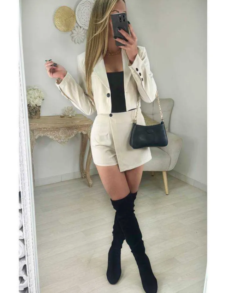 ensemble_beige_short_amp__1.webp My Look Féminin ensemble beige short & blazer Clearance