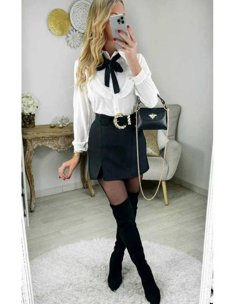 jupe_short_noire_fendue_2.webp My Look Féminin jupe short noire fendue Discount