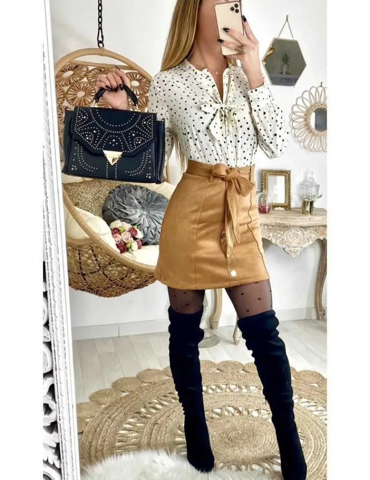 ma_jolie_jupe_effet_peau__0.webp My Look Féminin Ma jolie jupe effet peau de pêche camel "boutons dorés" Clearance
