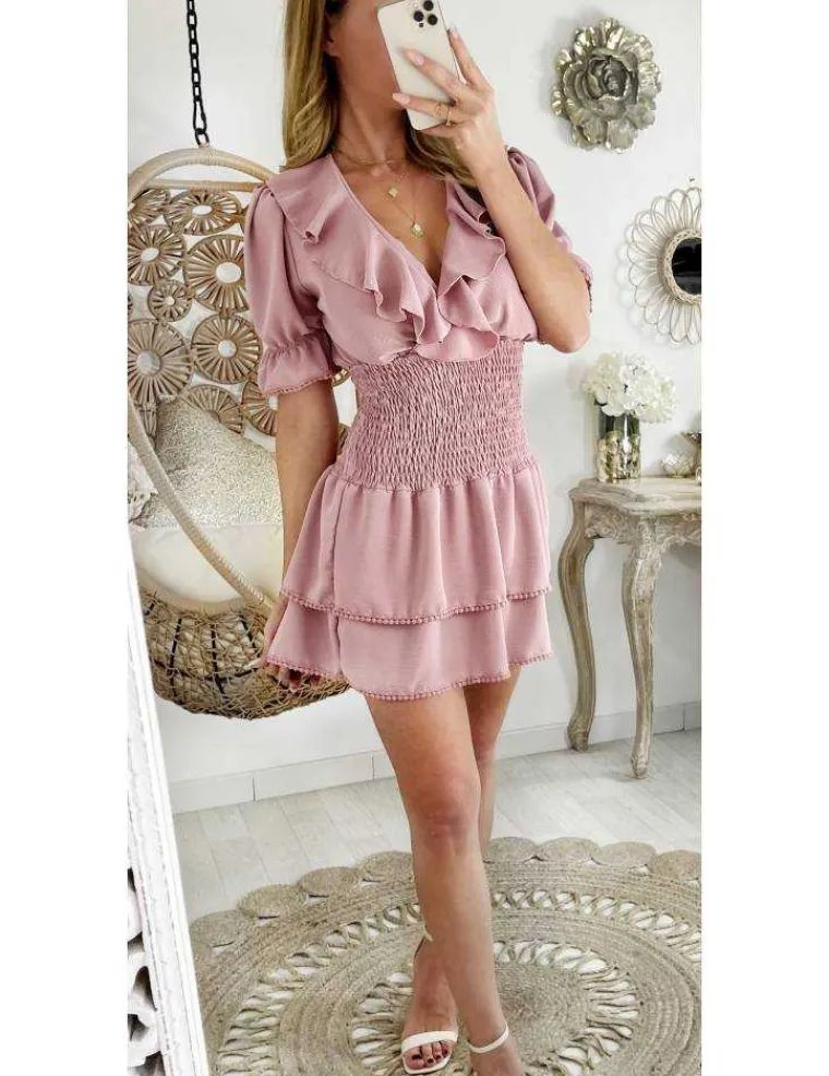 ma_jolie_robe_rose_ple_qu_2.webp My Look Féminin Ma jolie robe rose pâle "taille smockée et volants" Clearance