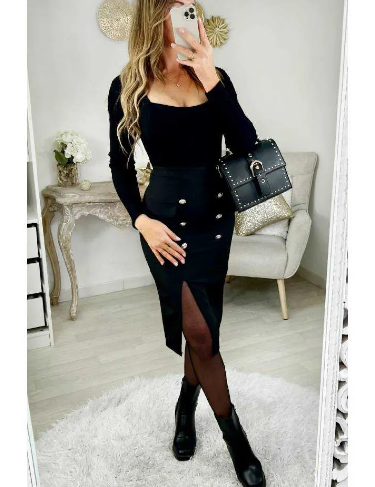 ma_jupe_noire_amp_fendue__0.webp My Look Féminin Ma jupe noire & fendue "boutons dorés" Hot
