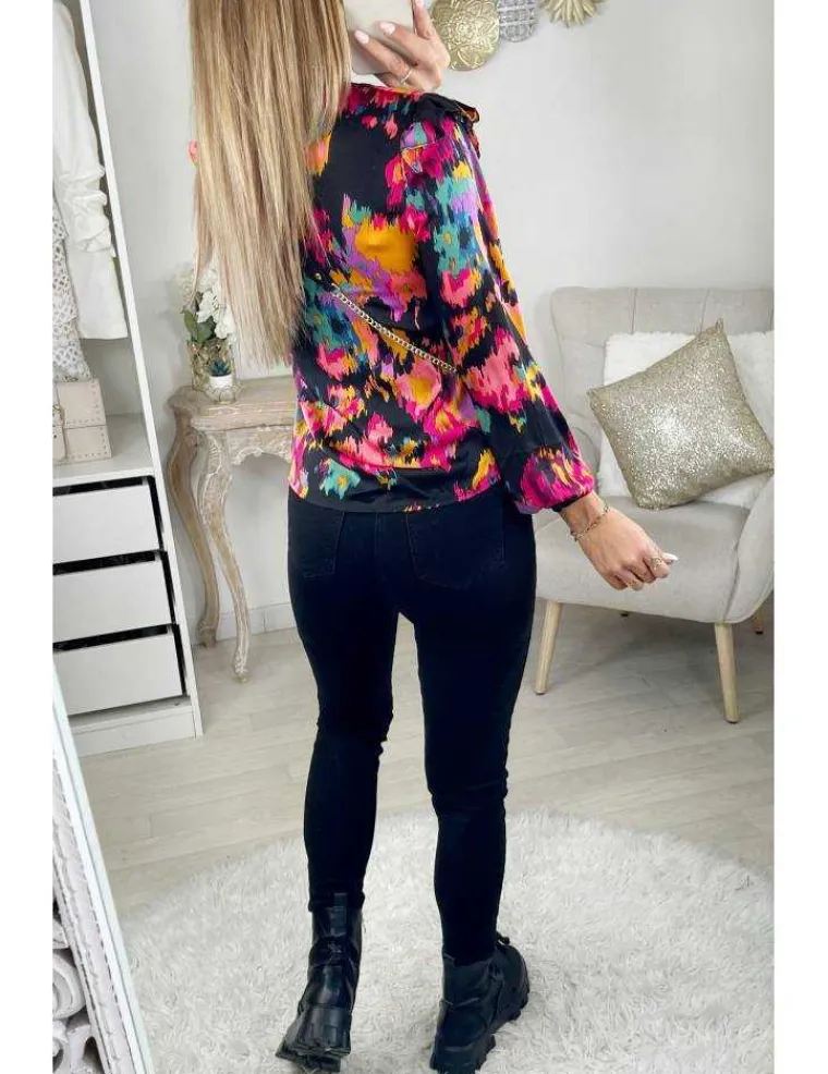 ma_petite_blouse_paules_v_1.webp My Look Féminin Ma petite blouse épaules volants "blurred flowers" Hot