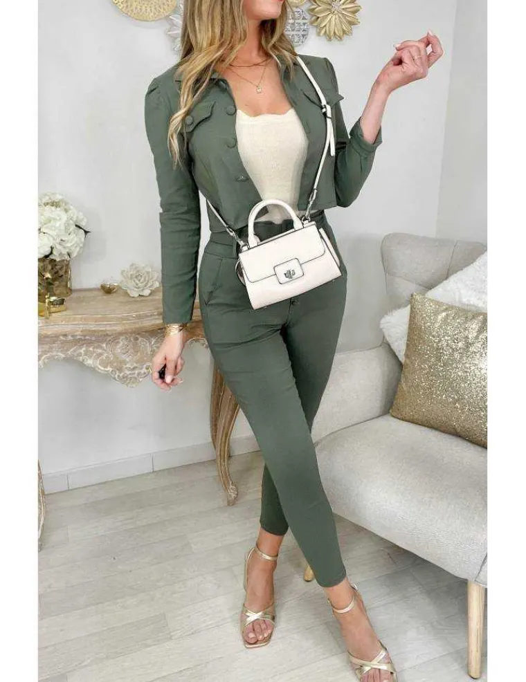 ma_petite_veste_kaki_stre_0.webp My Look Féminin Ma petite veste kaki stretch New