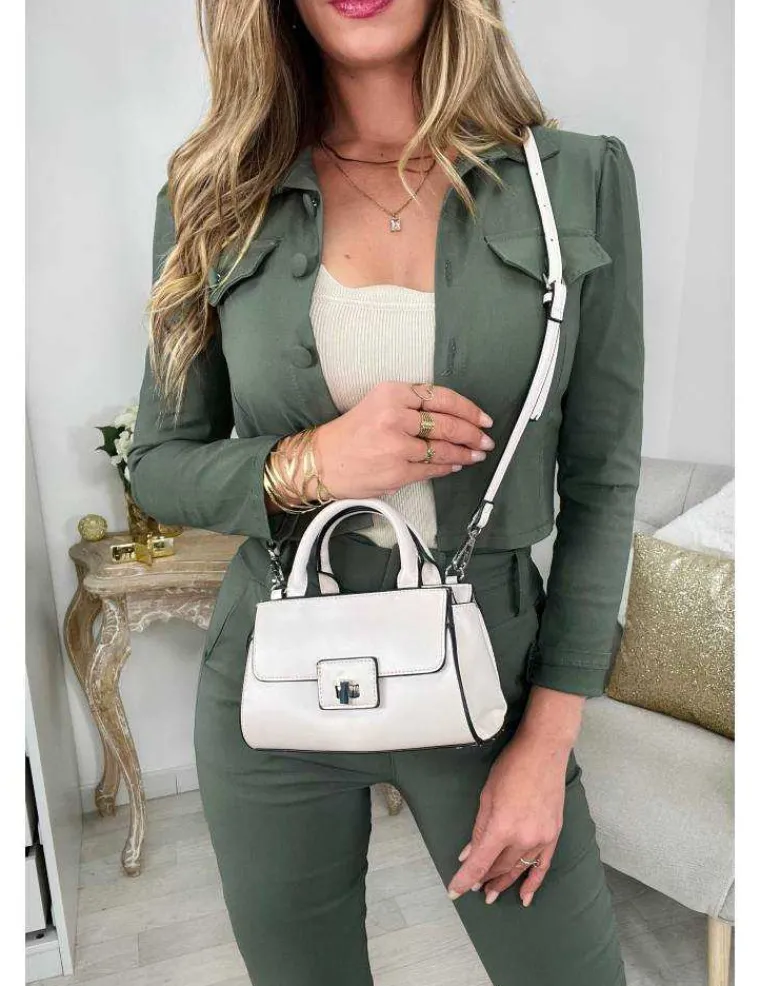 ma_petite_veste_kaki_stre_1.webp My Look Féminin Ma petite veste kaki stretch New