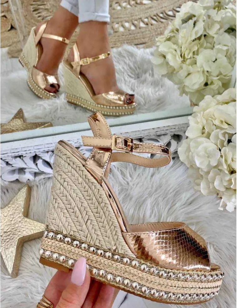 mes_jolies_compenses_rose_0.webp My Look Féminin Mes jolies compensées rose gold & nail Sale