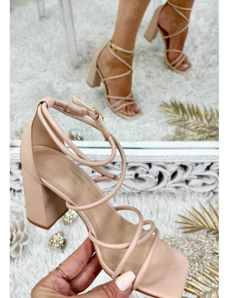 mes_jolies_sandales__talo_1-2.webp My Look Féminin Mes jolies sandales à talon style lacet " beige nude" Fashion