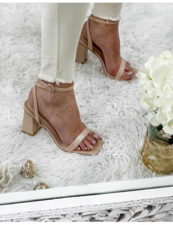 My Look Féminin Mes jolies sandales à talon " beige & talon carré" Best