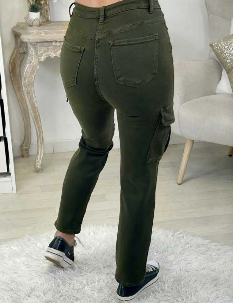 mon_jeans_pais_et_droit_k_1.webp My Look Féminin Mon jeans épais et droit kaki "cargo" Best