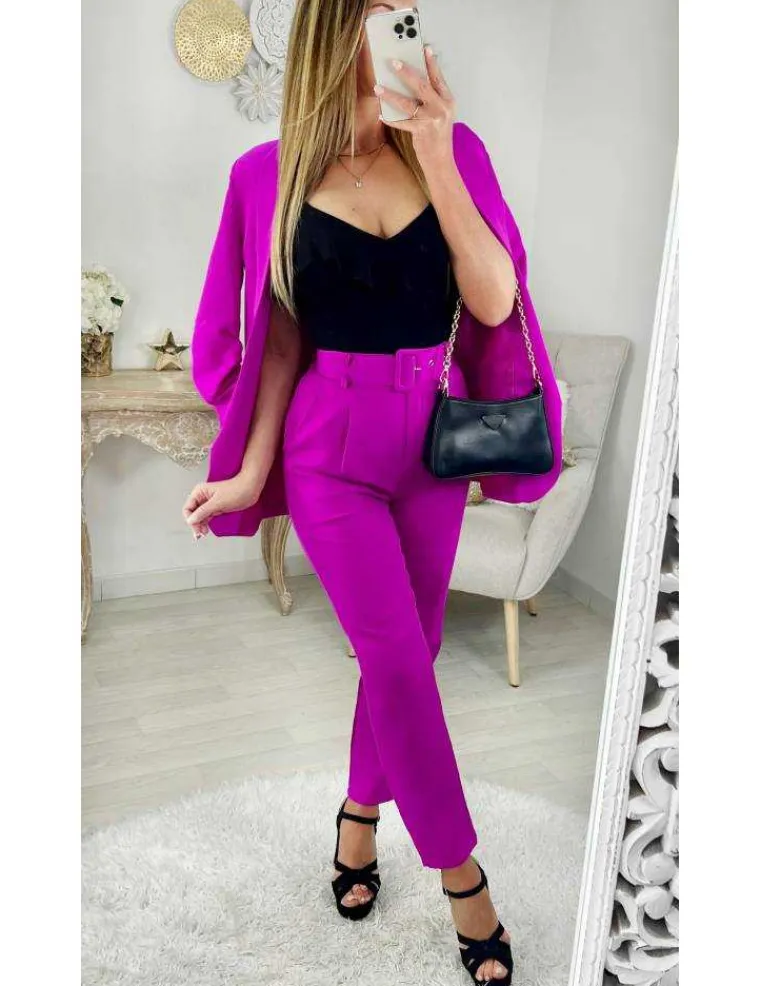 mon_joli_blazer_fuchsia_q_0.webp My Look Féminin Mon joli blazer fuchsia "so chic" Fashion