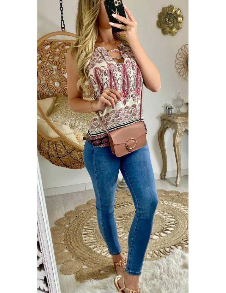 mon_joli_top_rose_imprim__0-1.webp My Look Féminin Mon joli top rose imprimé et col lacet Outlet