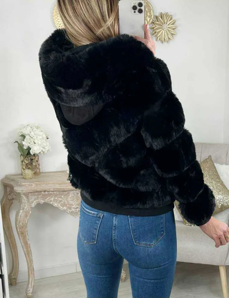 mon_manteau_court_noirqu_3.webp My Look Féminin * Mon manteau court noir" Hood & Fur" Discount