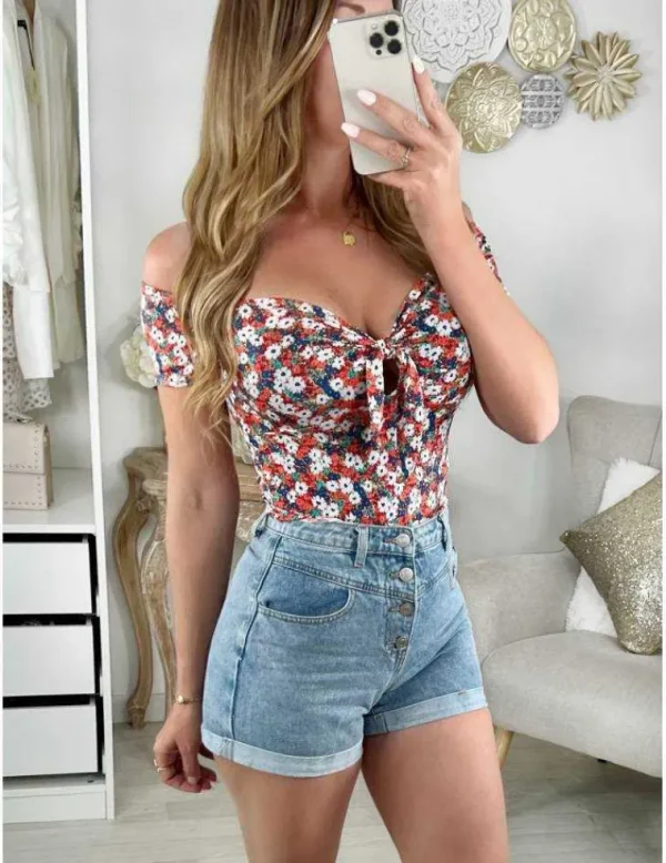 My Look Féminin Mon short en jeans "taille haute boutonné" Online