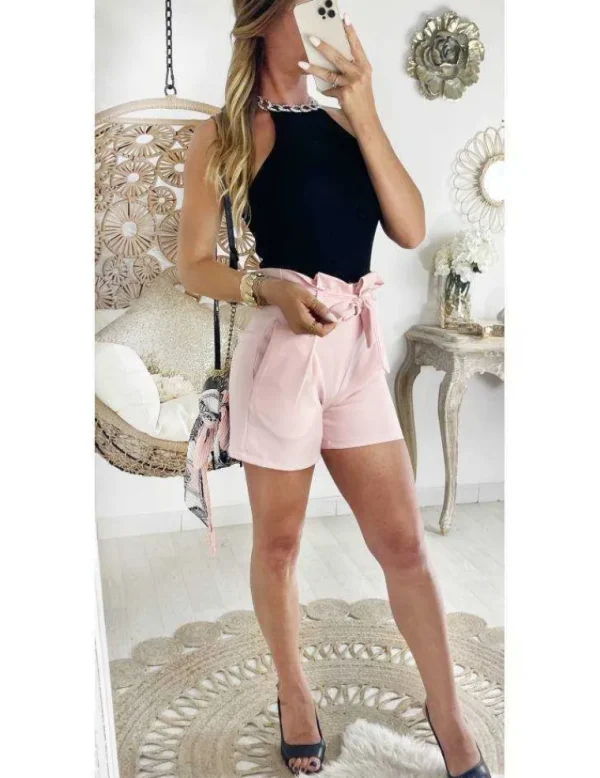 My Look Féminin Mon superbe short rose pale et sa ceinture Hot