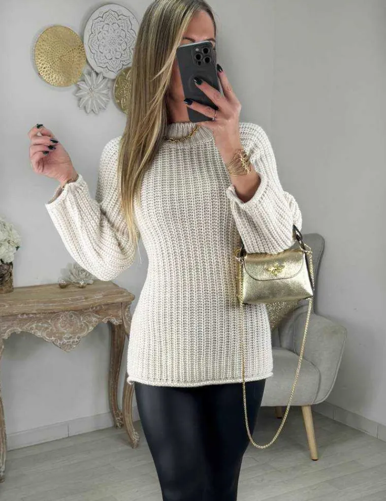 pull_beige_long_en_maille_1.webp My Look Féminin Pull beige long en maille épaisse Outlet