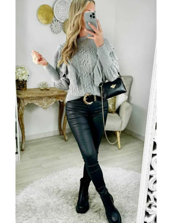 My Look Féminin pull gris volants & pompons Best