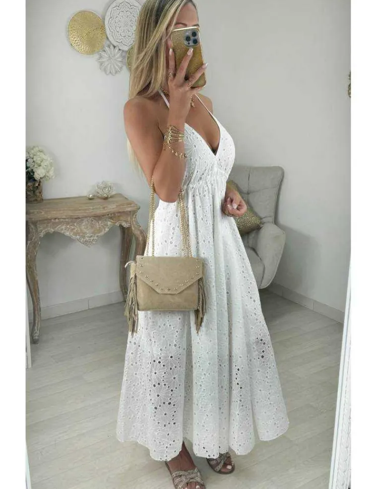 robe_longue_blanche_brode_1.webp My Look Féminin Robe longue blanche broderie anglaise Fashion