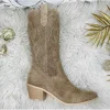 My Look Féminin santiag style daim taupe Hot