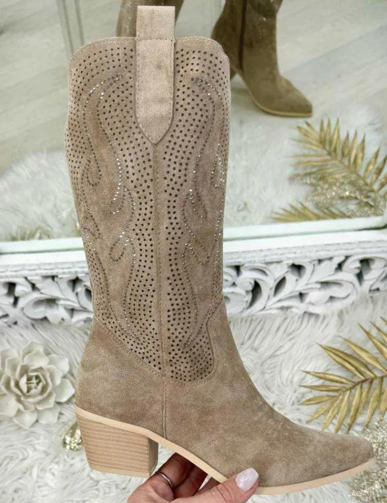 santiag_style_daim_taupe_1.webp My Look Féminin santiag style daim taupe Hot