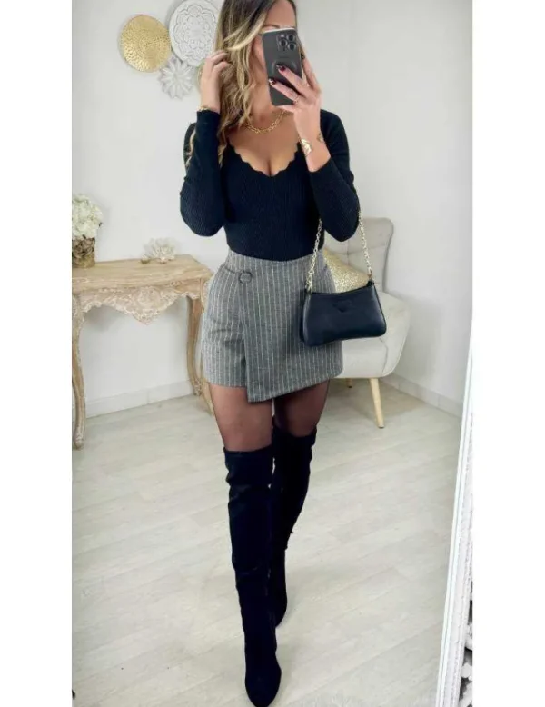 My Look Féminin Short gris rayé dorés effet jupe New
